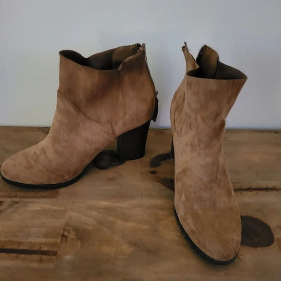 Brash Stacked Healed Suede Ankle Booties Size‎ 9 - Picture 3 of 9